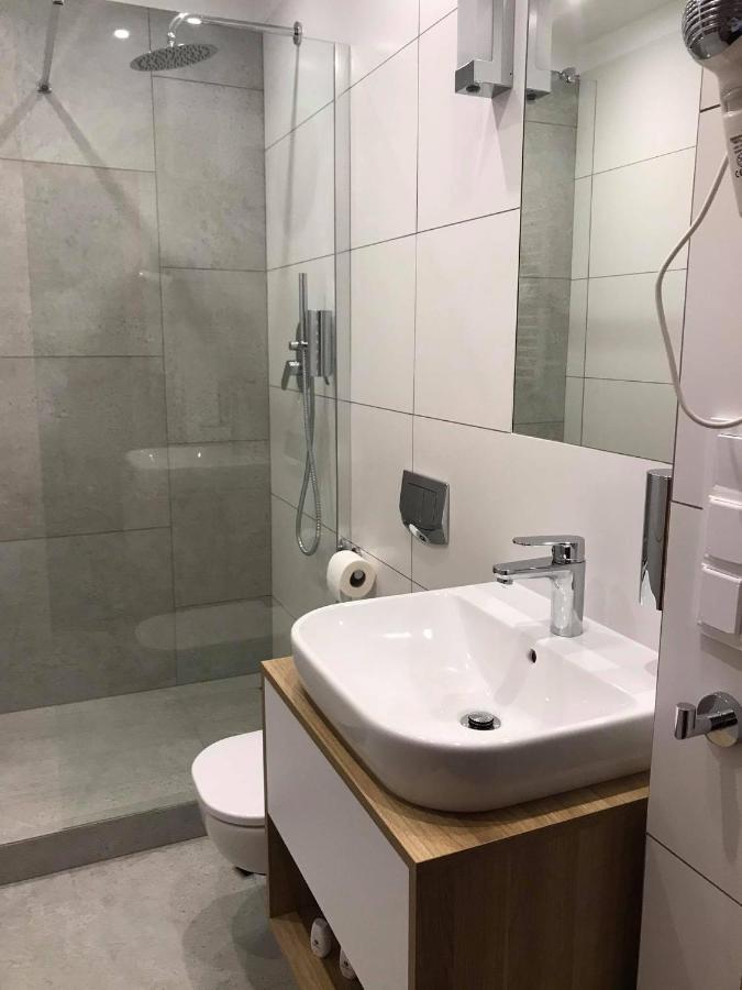 Hubertus Aparthotel & Restaurant & Horse Club Starogard Gdanski Luaran gambar