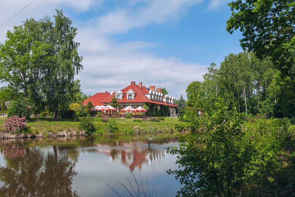 Hubertus Aparthotel & Restaurant & Horse Club Starogard Gdanski Bilik gambar