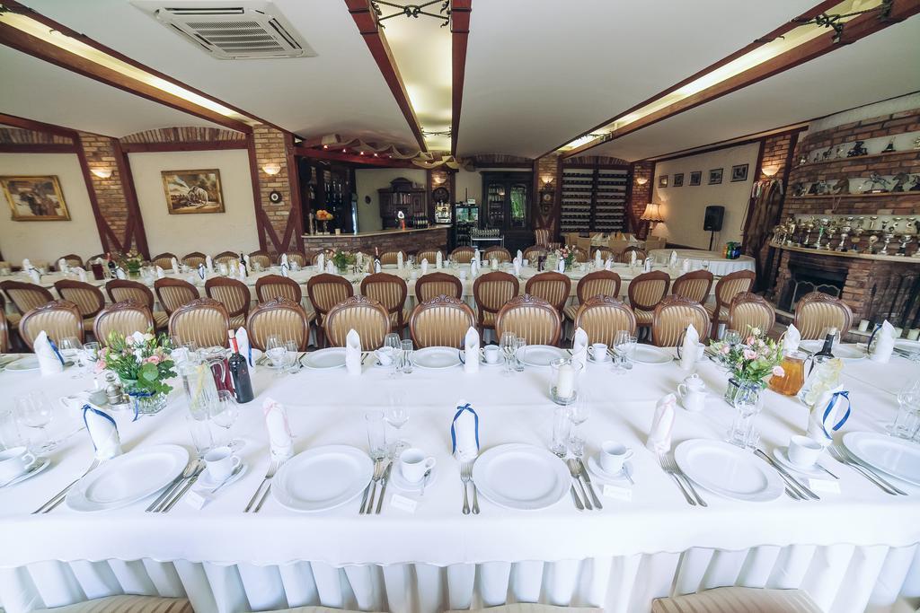 Hubertus Aparthotel & Restaurant & Horse Club Starogard Gdanski Luaran gambar