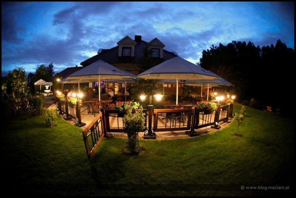 Hubertus Aparthotel & Restaurant & Horse Club Starogard Gdanski Luaran gambar